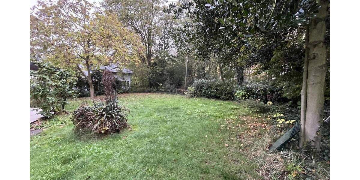 Baugrundstück in günstiger Lage zimmer