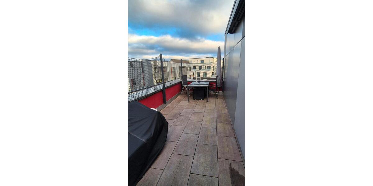 Komfortable große 4-Zimmer-Wohnung in Top Lage in Schlebusch 4 zimmer