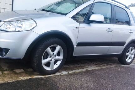 Suzuki SX4 69.800 km 7.400 &euro; Leverkusen 51371