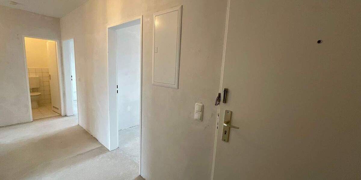 Etagenwohnung Wuppertal Cronenberg - 3 Zimmer, 71 m&sup2;, 645&euro; | Angebot:25700936