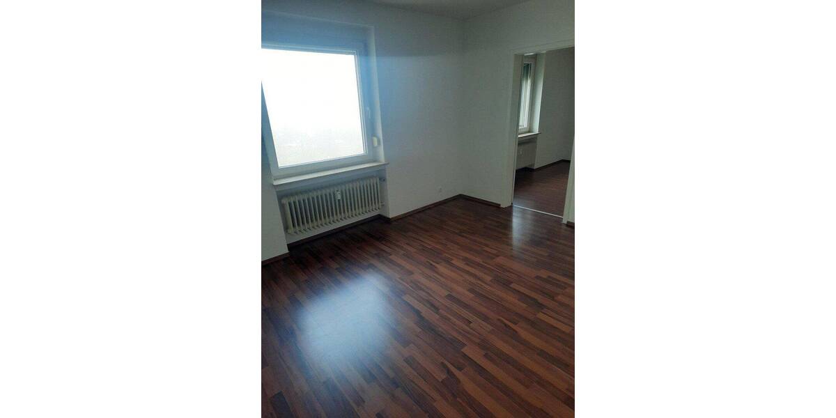 Etagenwohnung Hagen Dahl - 3 Zimmer, 100 m&sup2;, 550&euro; | Angebot:26882669