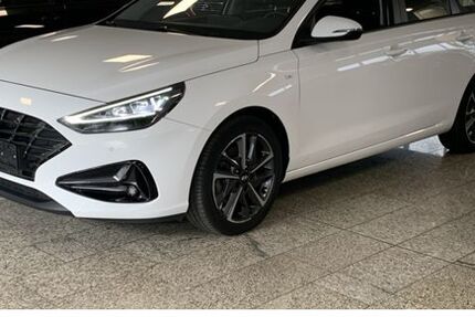 Hyundai i30 58.800 km 16.777 &euro; Wuppertal 42329