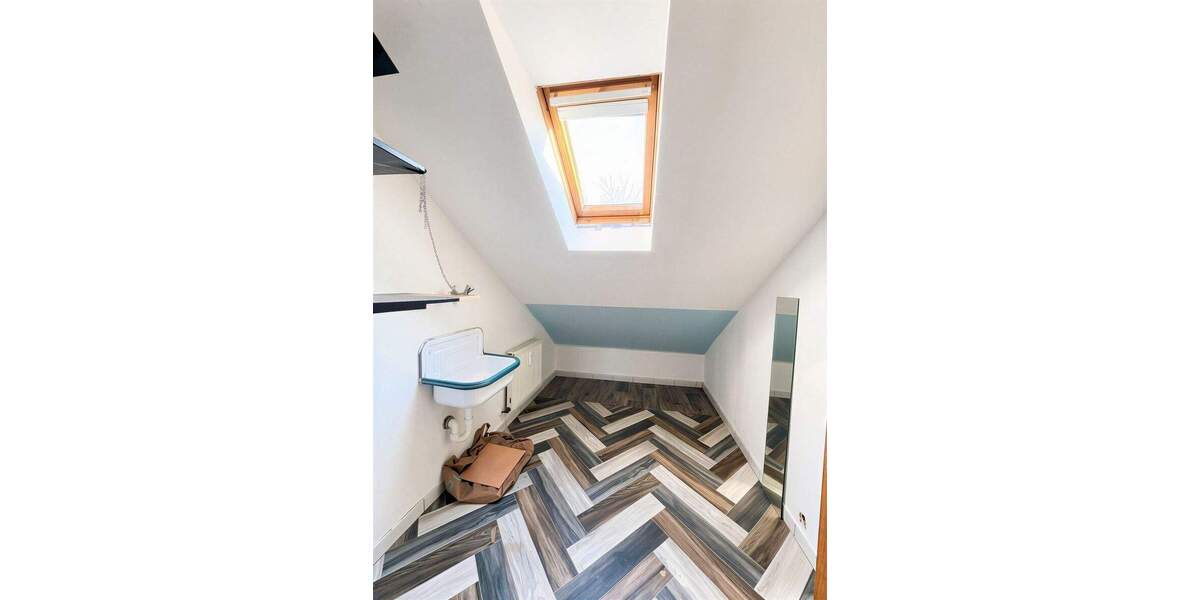 Etagenwohnung Wuppertal Langerfeld - 5 Zimmer, 132 m&sup2;, 289.000&euro; | Angebot:25401705