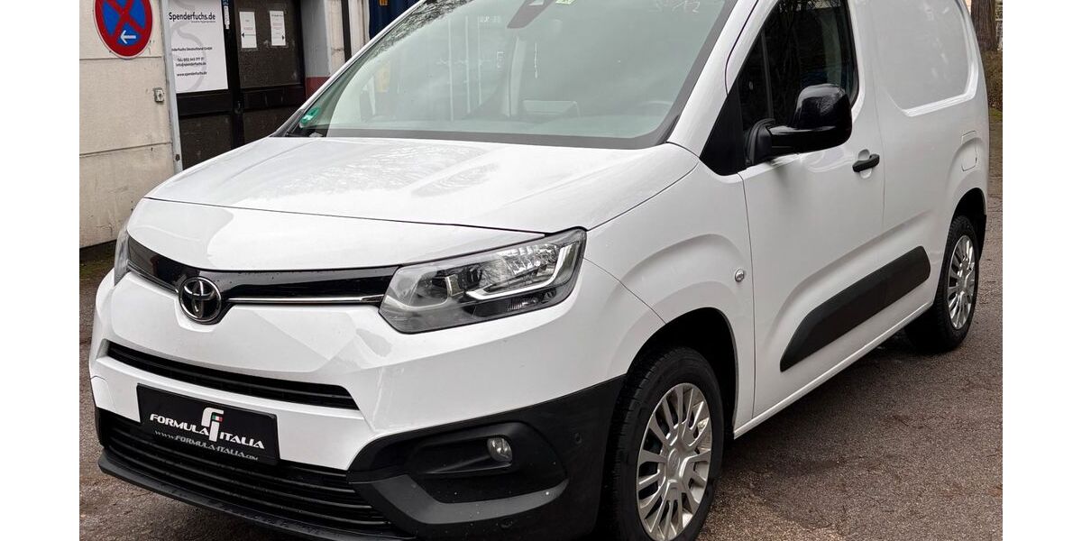 Toyota Proace City 83.400 km 13.390 &euro; Solingen 42697
