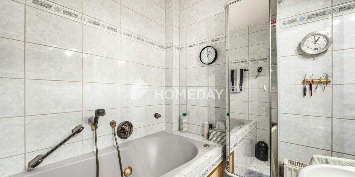 Reihenmittelhaus Ratingen Breitscheid - 5 Zimmer, 128 m&sup2;, 489.000&euro; | Angebot:25696799