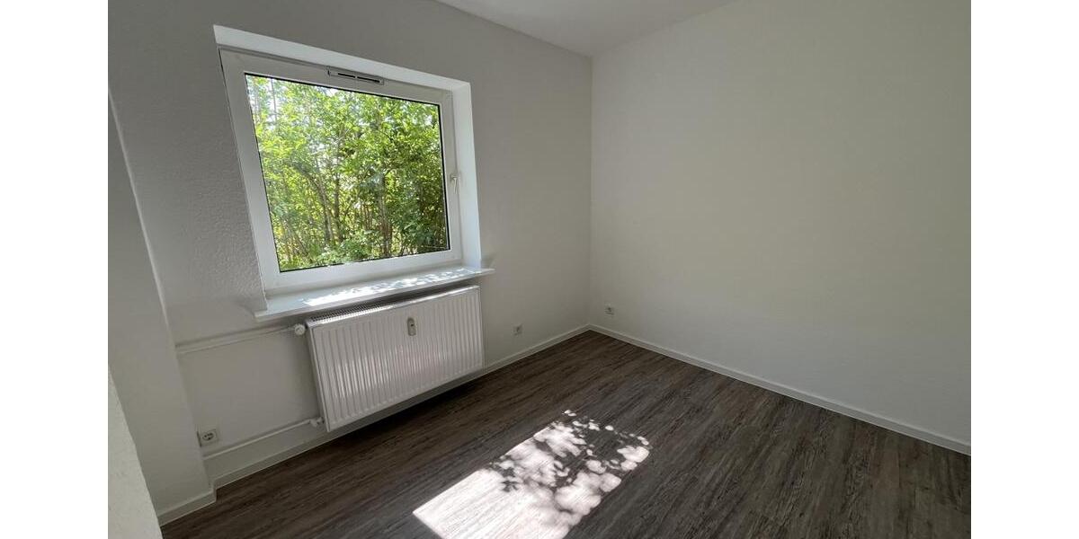 Erdgeschoßwohnung Remscheid Lüttringhausen - 4 Zimmer, 78 m&sup2;, 579&euro; | Angebot:26462522
