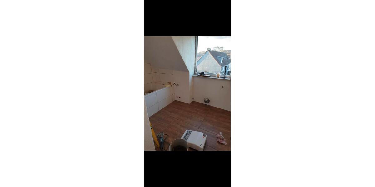 Mehrfamilienhaus, Wohnhaus Radevormwald - 15 Zimmer, 306 m&sup2;, 469.000&euro; | Angebot:27300075