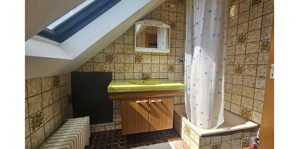 Mehrfamilienhaus, Wohnhaus Solingen Ohligs-Aufderhöhe - 6 Zimmer, 193 m&sup2;, 398.000&euro; | Angebot:26752520