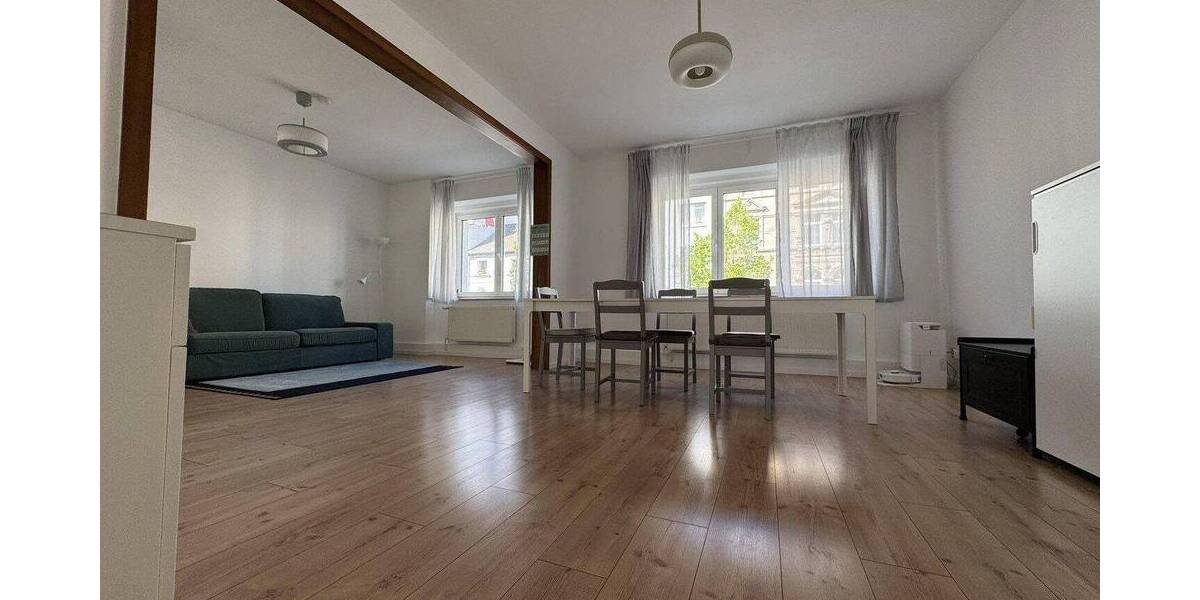 Etagenwohnung Düsseldorf Unterbilk - 3 Zimmer, 90 m&sup2;, 1.810&euro; | Angebot:26874110