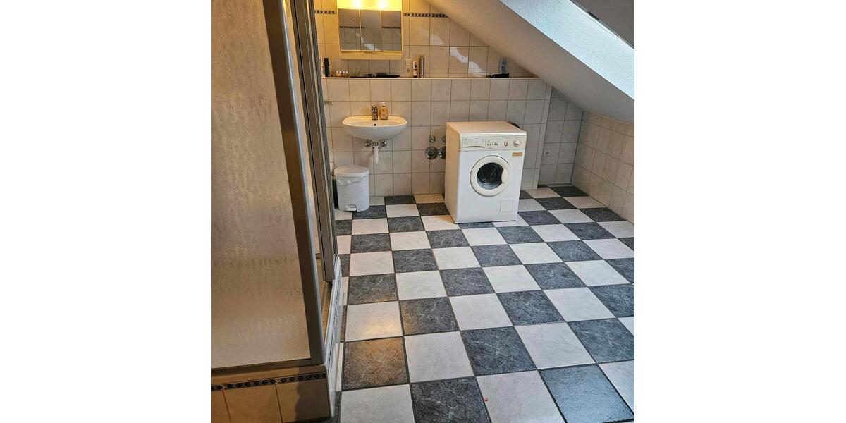 Mehrfamilienhaus, Wohnhaus Lindlar - 9 Zimmer, 238 m&sup2;, 599.900&euro; | Angebot:25924486