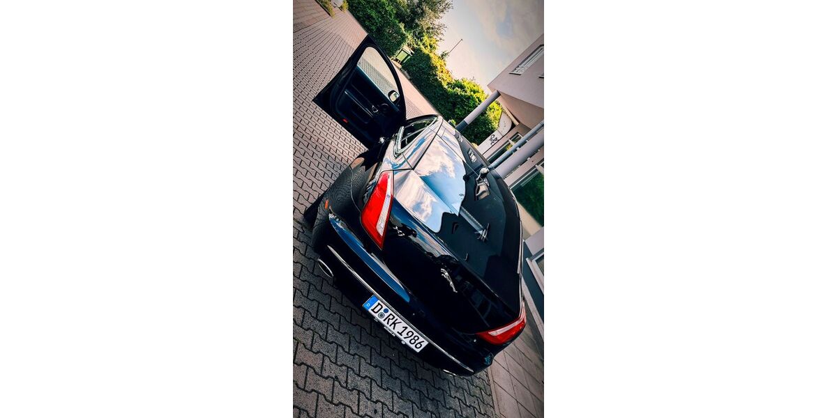 Jaguar XJ 101.000 km 24.900 &euro; Düsseldorf 40629