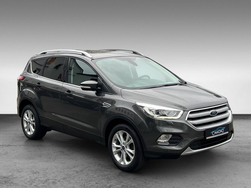 Kuga Titanium Navi Kamera AHK SHZ Motor !