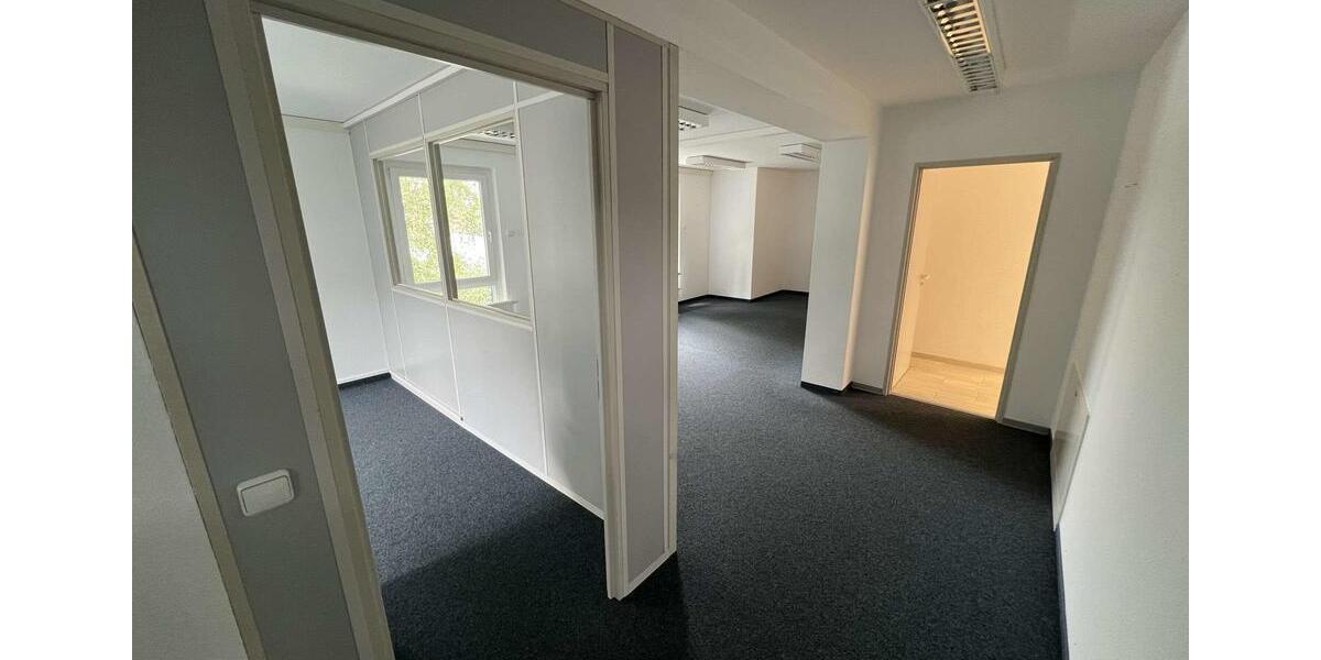Hochwertige 76 m² Büroeinheit mit Exzellenter Anbindung zimmer