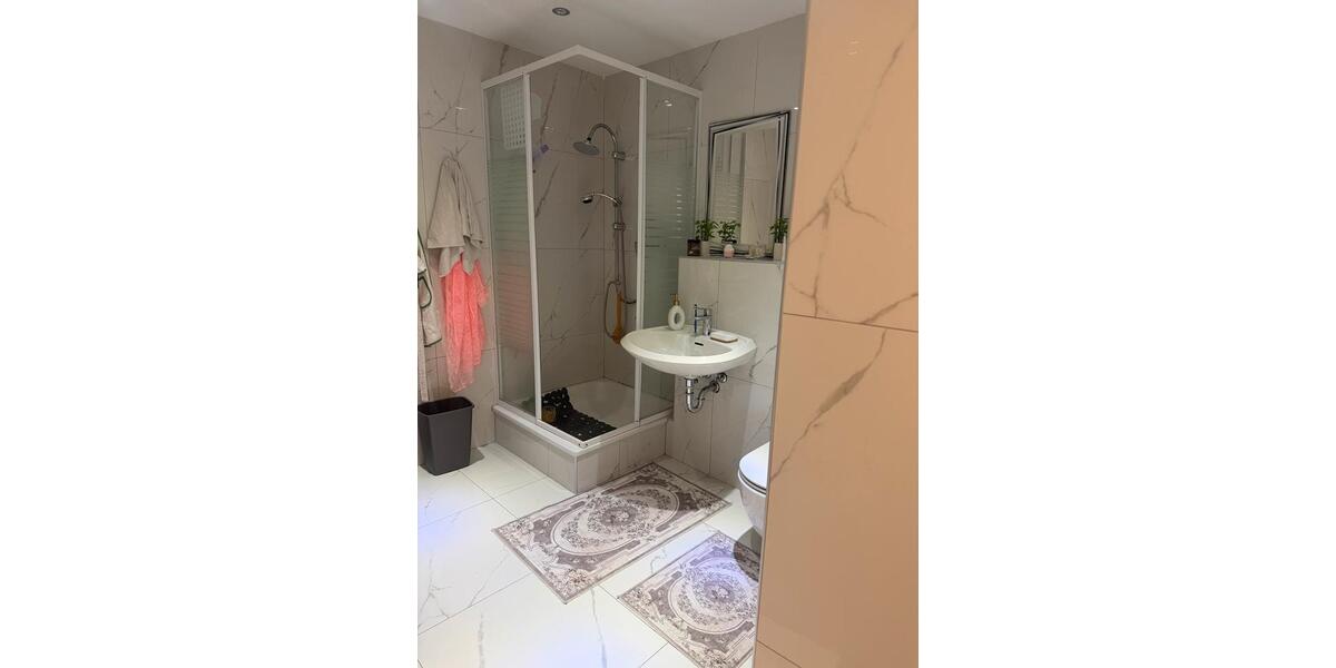 Haus zur Verkaufen 10 zimmer