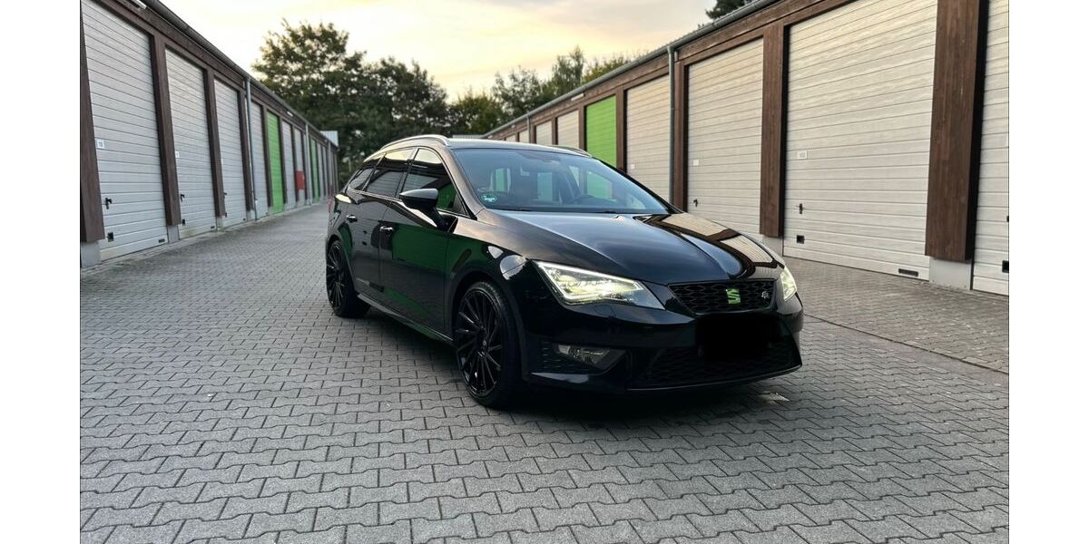 Seat Leon 118.500 km 13.500 &euro; Hagen 58135