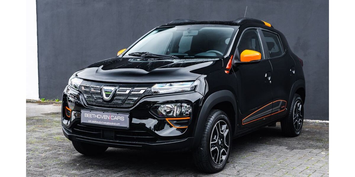 Dacia Spring 47.000 km 9.980 &euro; Solingen 42655