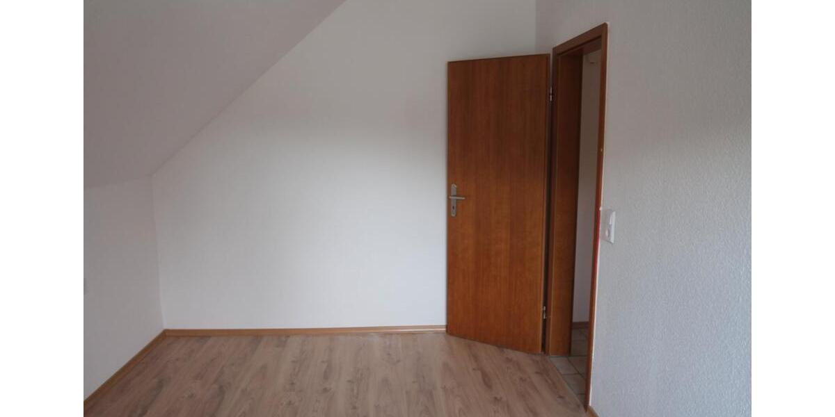 Dachgeschoßwohnung Schalksmühle - 2 Zimmer, 44 m&sup2;, 352&euro; | Angebot:26083871