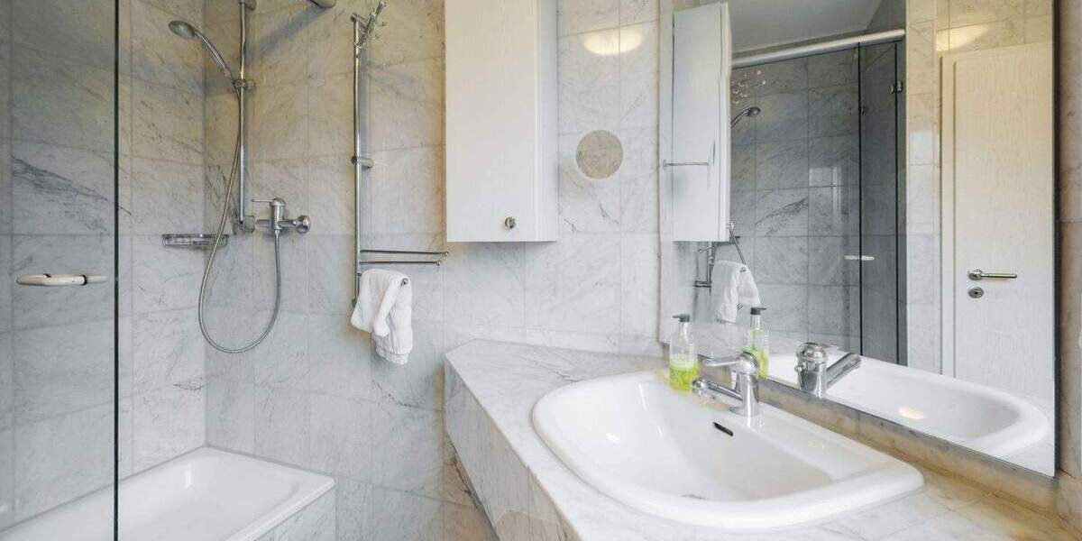 Helle und freundliche Wohnung mit Blick über Leichlingen und 2 Stellplätzen 3 zimmer