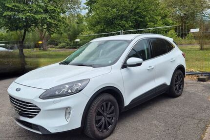 Ford Kuga 59.000 km 18.500 &euro; Hattingen 45529