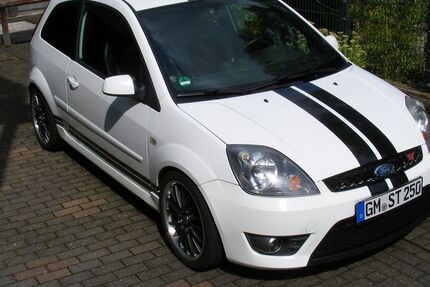 Ford Fiesta 270.959 km 5.200 &euro; Engelskirchen 51766