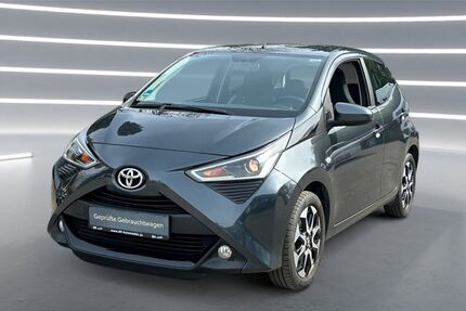 Toyota Aygo (X) 105.060 km 8.990 &euro; Remscheid 42859