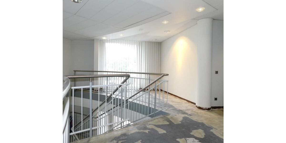 Außergewöhnliche Bürofläche in der Hildener City- auf Wunsch teilbar zimmer