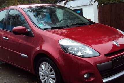 Renault Clio 120.000 km 3.300 &euro; Hagen 58091