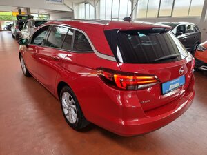 Opel Astra Elegance Navi Keyless Park&Go Klimaautom. Wi 25.902 km 20.880 € HAAN 42781