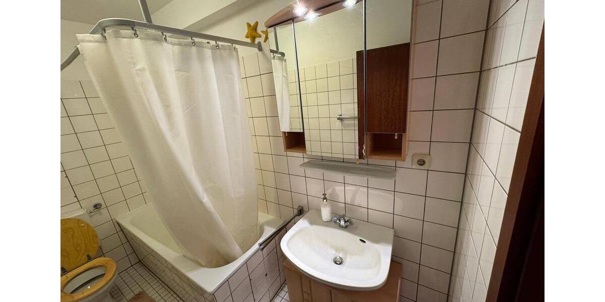 Etagenwohnung Düsseldorf Oberbilk - 2 Zimmer, 44 m&sup2;, 950&euro; | Angebot:26384309