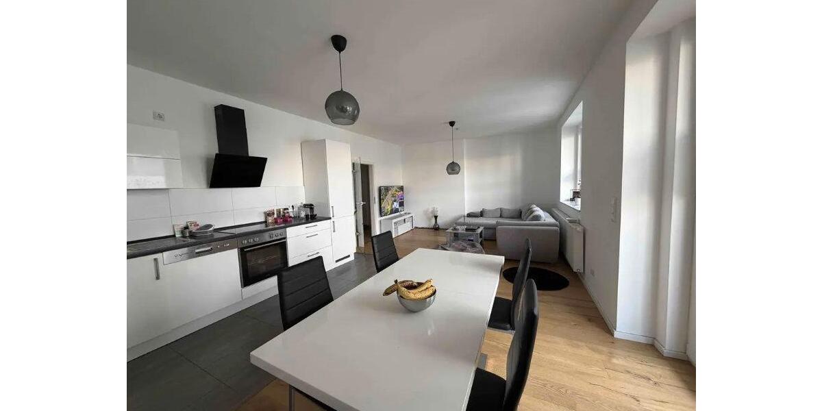 Etagenwohnung Düsseldorf Stadtmitte - 2 Zimmer, 71 m&sup2;, 1.175&euro; | Angebot:26236673