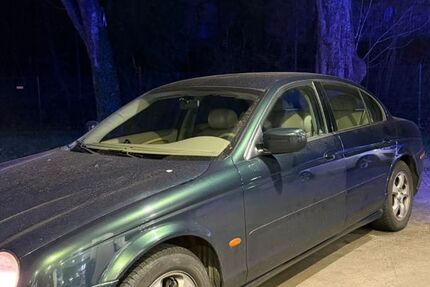Jaguar X-Type 194.000 km 2.300 &euro; Düsseldorf 40227