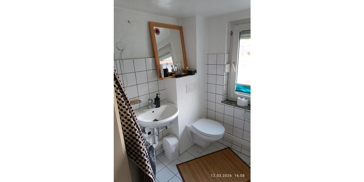 Etagenwohnung Wipperfürth - 4 Zimmer, 130 m&sup2;, 500&euro; | Angebot:25625202