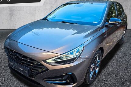 Hyundai i30 64.000 km 18.450 € Hagen 58099