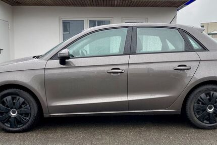 Audi A1 164.000 km 9.500 &euro; Wipperfürth 51688