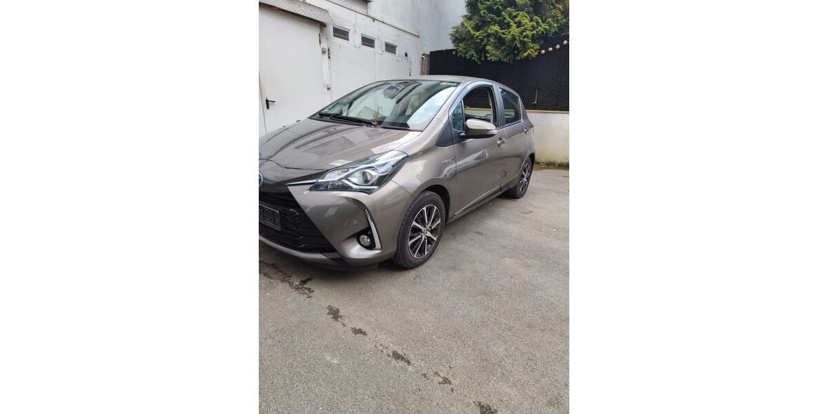 Toyota Yaris 89.300 km 10.200 &euro; Hagen 58093