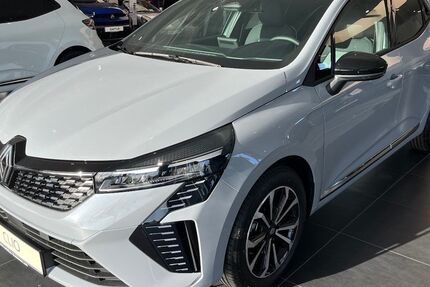 Renault Clio 1.500 km 23.380 € Langenfeld 40764