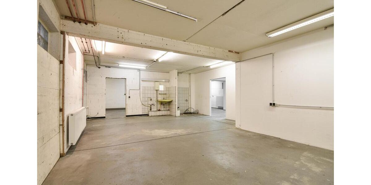 Ladenlokal! Praxis! Büro! Lager! Werkstatt. Hier ist alles möglich. Zentral. Ca. 353m². Teilbar. zimmer