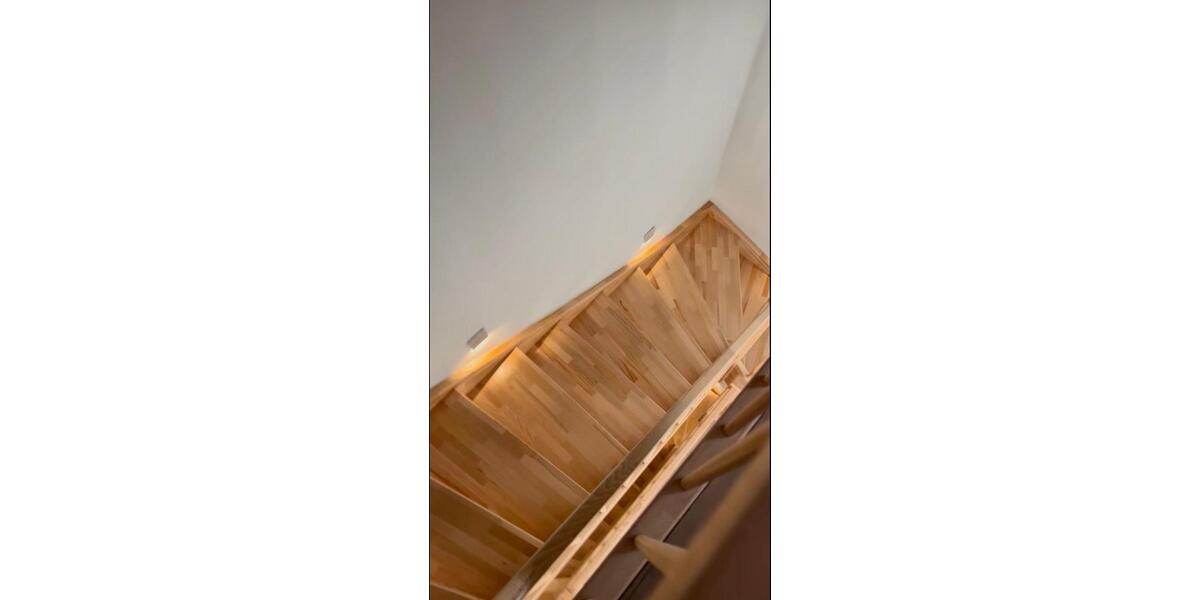 Haus in Solingen Mitte zu verkaufen! - mit Küche! Wintergarten 5 zimmer