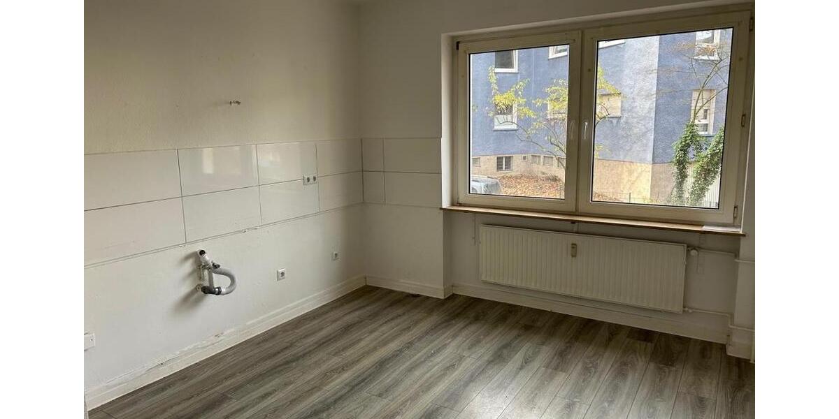 2 Zimmer Wohnung im Erdgeschoss zimmer