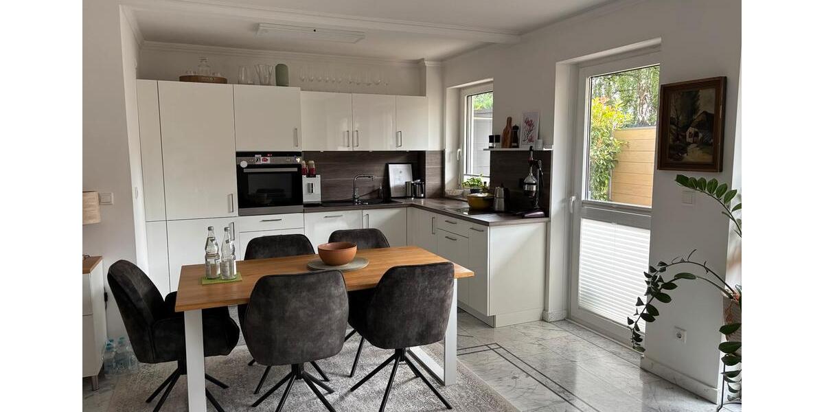 Erdgeschoßwohnung Solingen Ohligs - 2 Zimmer, 65 m&sup2;, 1.100&euro; | Angebot:25231576