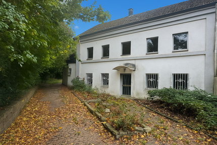 Haus zum Kaufen in Hilden 399.000 € 286.68 m² 8 zimmer