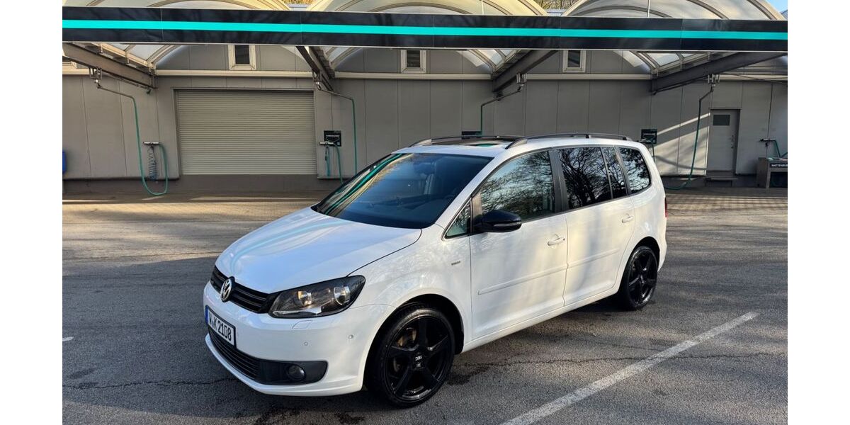 VW Touran 150.000 km 7.800 &euro; Wuppertal 42289