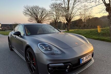 Porsche Panamera 110.600 km 67.900 &euro; Velbert 42551