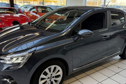 Renault Clio 37.992 km 11.980 &euro; Gevelsberg 58285