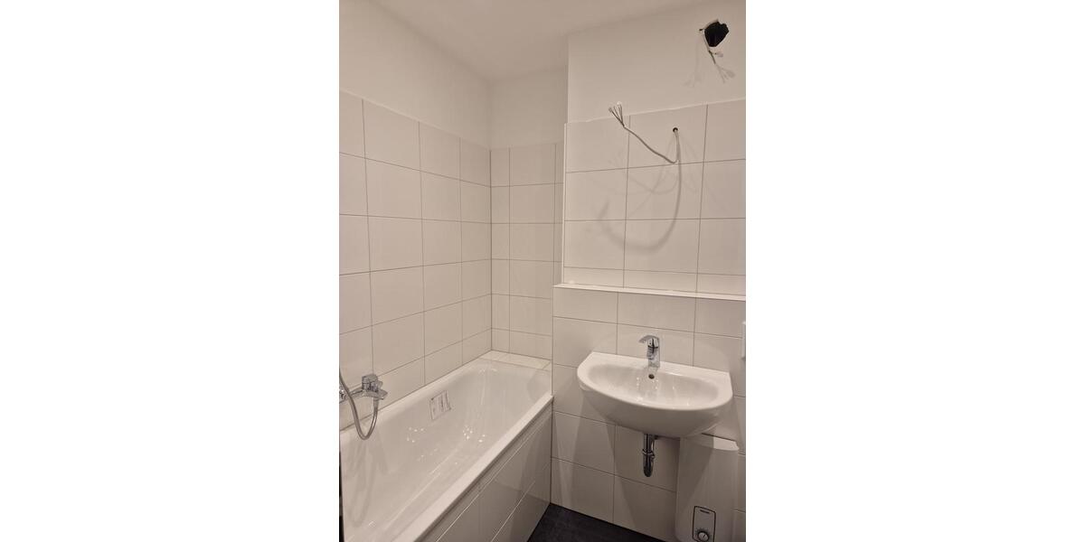 Etagenwohnung Düsseldorf Oberbilk - 1 Zimmer, 30 m&sup2;, 650&euro; | Angebot:25613550