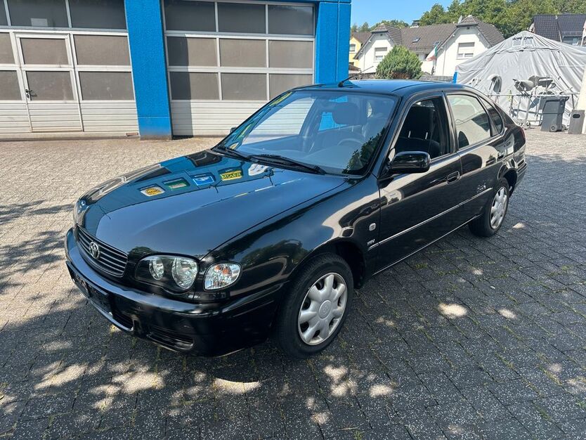 Toyota Corolla 87.748 km 2.900 € Gummersbach 51645