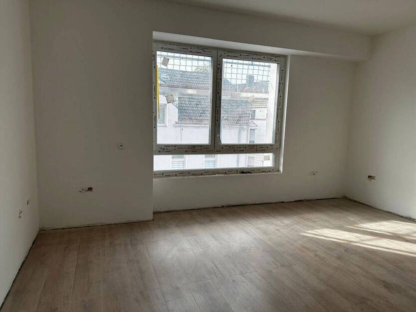 2,5 Zimmer-Wohnung, Aufzug, Barrierefrei sowie mit günstigen Sonnen-Energie (A+)