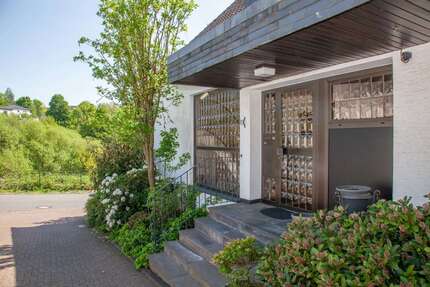 Haus zum Kaufen in Remscheid 456.000 € 207.19 m² 5 zimmer