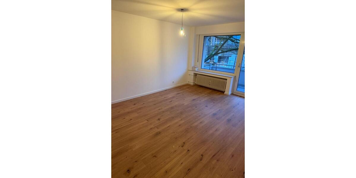 Etagenwohnung Düsseldorf Stadtbezirk 2 - 4 Zimmer, 83 m&sup2;, 1.300&euro; | Angebot:25592055