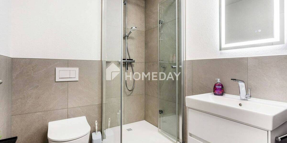 Reihenendhaus Hückeswagen Innenstadt - 8 Zimmer, 170 m&sup2;, 495.000&euro; | Angebot:26189383